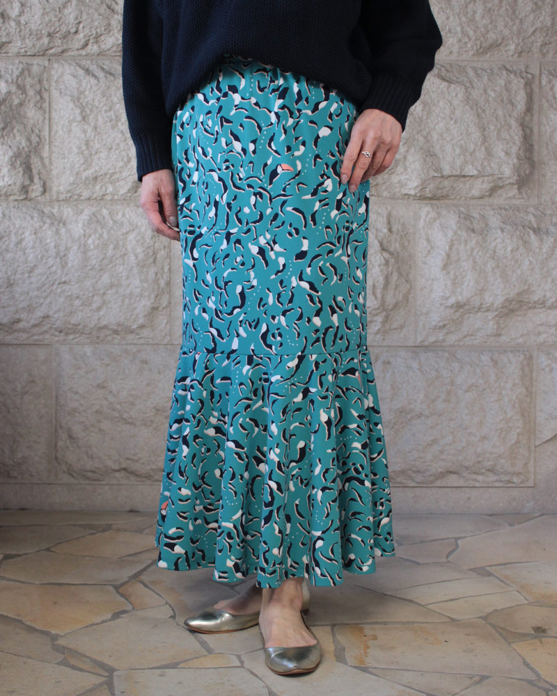 クライ・ムキ先生オリジナルデザイン生地 オオハシ柄を使ったSK-600 裾フレアースカート