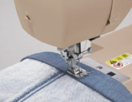 シンプルミシン「Dorothy-ドロシー-」カフェオレ機能 パワフルモーター内蔵